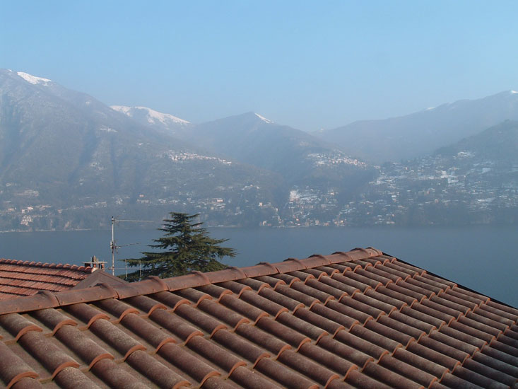 Vista lago dal tetto finito